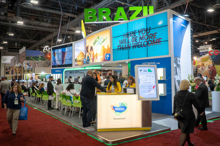 Empresas e entidades públicas e privadas interessadas em promover produtos e destinos brasileiros no estande da Embratur poderão se inscrever a partir desta sexta-feira