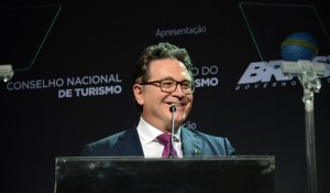 MTur e PF iniciam processo que agiliza entrada de argentinos no Brasil
