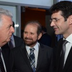 Walfrido dos Mares Guia, primeiro ministro do Turismo do Brasil, Guilherme Paulus, da GJP, e Marcelo Álvaro, futuro ministro do Turismo