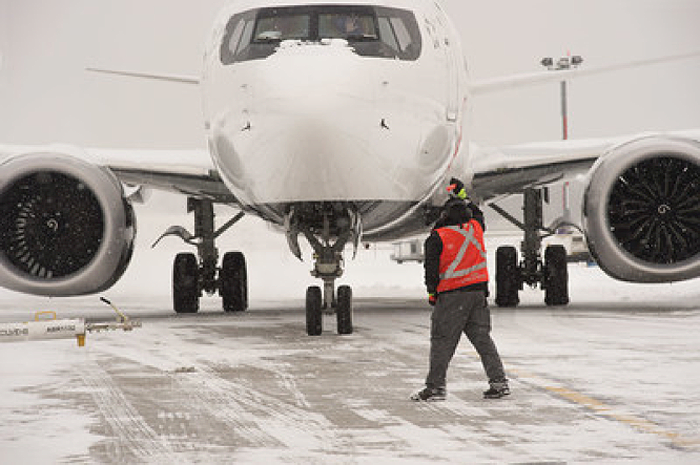 Air Canada dá dicas para temporada de final de ano Air Canada oferece dicas que vão tornar a viagem mais suave durante a movimentada temporada de festas de final de ano