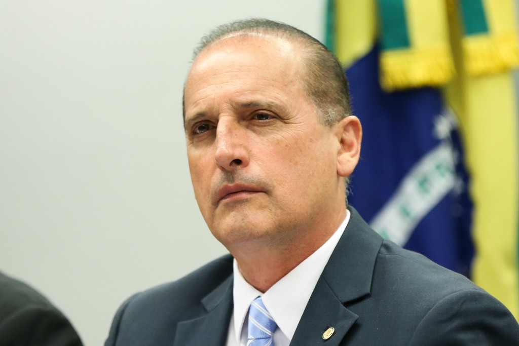 Brasília - O relator, deputado Onyx Lorenzoni, durante audiência pública da Comissão Especial que analisa projeto de lei com medidas contra a corrupção (PL 4850/16). (Marcelo Camargo/Agência Brasil)