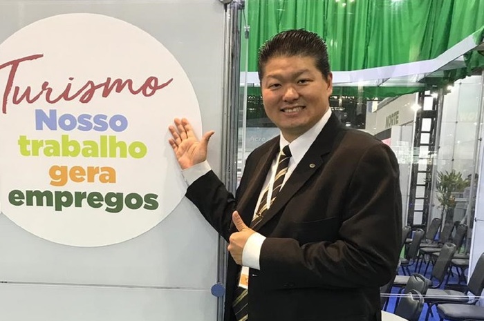 Hotelaria de São Paulo fatura R$ 8,98 bilhões em 2018 1 Entidade ressalta expectativas otimistas para o setor a partir da nova gestão política do Estado e a escolha de Vinicius Lummertz como novo Secretário de Turismo de São Paulo