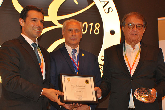 Eduardo Zorzanello, do Festuris, José Carlos de Santiago, do Grupo Excelências, e Arialdo Pinho, secretário de Turismo do Ceará