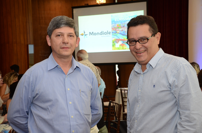 Félix Zerdán, diretor comercial da TraBax, e Edson Ruy, diretor geral da Mondiale