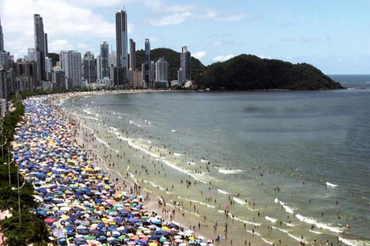 Com Turismo de SC em novo patamar, Valdir Walendowsky se despede da Santur 2 Virada do ano contou com hotéis com 100% de ocupação em todo o estado