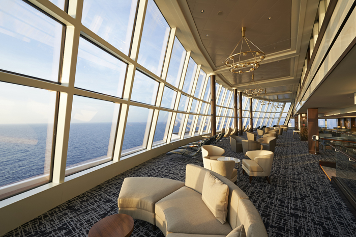Norwegian estreia cruzeiros no Alasca com roteiro de sete dias 1 Lounge panorâmico do Norwegian Joy permite visão 360 graus