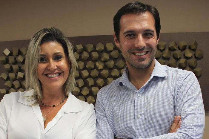 Andréia Brum e Eduardo Zorzanello assumem diretoria da Abeoc-RS 1 Andréia Brum e Eduardo Zorzanello