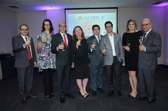 Nobile comemora 11 anos com maior projeção de crescimento em 2019 1 Equipe do Nobile Hotéis