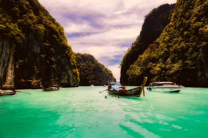 Ilhas Phi Phi, em Krabi, na Tailândia - País é muito buscado por países asiáticos