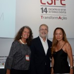 Mari Masgrau, do M&E, e Otávio Neto e Roberta  Yoshida, do Grupo Radar