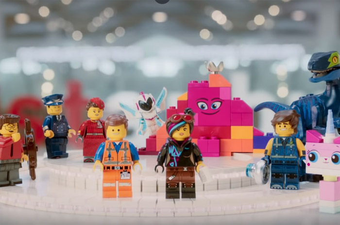 Novo vídeo da Turkish Airlines usou mais de 20 milhões de blocos de Lego. (Foto: reprodução Youtube)
