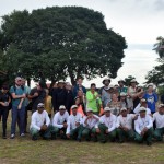 Passageiros e equipe da Joicetur em frente ao Parque Nacional