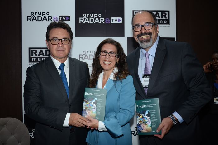 Vinicius Lummertz, Gisele Lima e Sérgio Gouvea, da Promo Vinicius Lummertz, Gisele Lima e Sérgio Gouvea, da Promo
