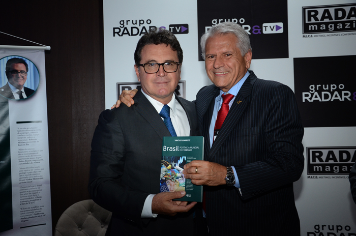 Vinicius Lummertz, secretário de Turismo de São Paulo, e Antônio Oliveira, da DAESP Vinicius Lummertz, secretário de Turismo de São Paulo, e Antônio Oliveira, da DAESP