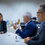 Teté Bezerra com Mário Carvalho e Francisco Guarisa