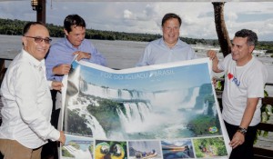 Panamá analisa a possibilidade de voo direto entre capital e Foz do Iguaçu