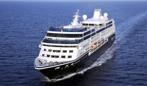 Azamara Cruises deixa de exigir teste de Covid-19 para embarcar