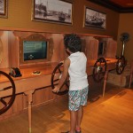 No Disney's Oceaneer Lab crianças até 12 anos podem ter a experiência de navegar em alto mar