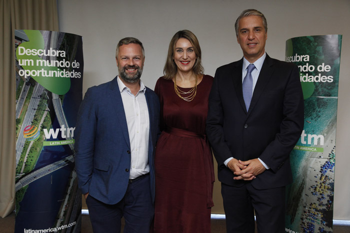 Simon Mayle, diretor da ILTM, Luciane leite, diretora da WM-LA, e Fernando Fischer, presidente da Reed