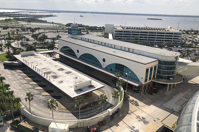 Terminal de cruzeiros em Port Canaveral, na Florida