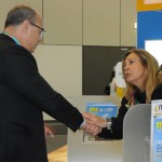 Wilson Witzel, governador do RJ, cumprimentou os coexpositores que participam da ITB 2019 no estande do Brasil