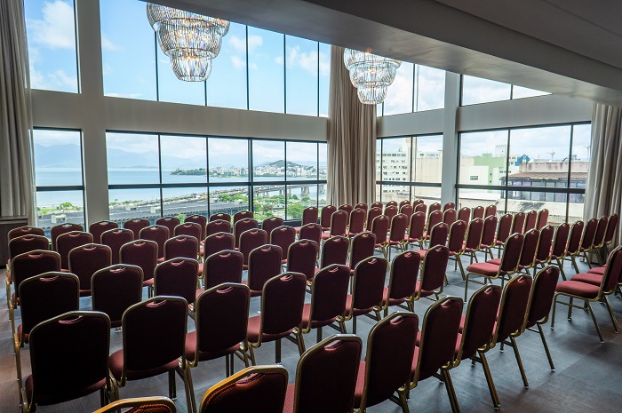 Um dos mais tradicionais hotéis da capital, Faial Prime Suites modernizou espaços para atender hóspedes e realizar eventos