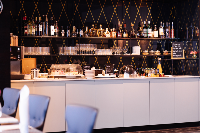 Swissport inaugura novo lounge no Aeroporto Schiphol em Amsterdã 1 Além da abertura do Aspire Lounge, a Swissport foi a empresa escolhida para gerenciar a nova Star Alliance Lounge, expandido os serviços de hospitalidade no hub holandês