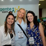 Alexandra Caprioli, do Turismo de Campinas, entre Kelly Castange e Juliana Assumpção, da Aviesp