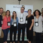 Andrea Schultz, da Schultz, com parte dos fornecedores que fazem parte da rodada de negócios Andrea Schultz, da Schultz, com parte dos fornecedores que fazem parte da rodada de negócios