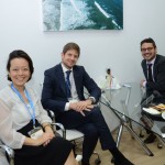 Claudia Shishido e Gonzalo Romero, da Air Europa, e Fausto Franco, secretário de Turismo da Bahia