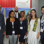 Girum Abebe e Ricardo Guimarães, da Ethopian Beza Melis, Miheret Gebremedhin e Mariane Cestari, da Embaixada da Etiópia no Brasil, e Raphael de Lucca, da Ethopian