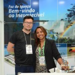 Jonathan Tavares, da Dreamland, e Nermari Cristhine, da Setur Foz do Iguaçu