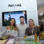 Jordana Pimentel, da Ópera de Arame, Bruno carraro, do Instituto Municipal de Turismo de Curitiba, e Vania Climinacio, da Paraná Turismo