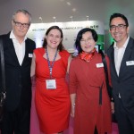 Juliana Aranega, da Imaginadora, entre Ricardo Ferreira, Elizabeth Wada e Gustavo Syllos, membros do Advisory Board da WTM-LA