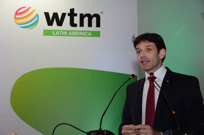 Marcelo Álvaro Antônio encerrou os discuros na abertura da WTM-LA. (Foto: Eric Ribeiro)