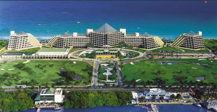 Paradisus Cancun, localizado na zona hoteleira.