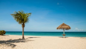 Aruba lança programa obrigatório que elevará protocolos de higiene e saúde