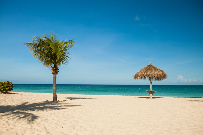 Aruba é um dos destinos do Caribe que costuma receber muitos brasileiros