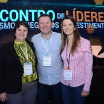 Ana da Costa, secretária de Turismo do RN, Adelio Demeterko, diretor Cataratas do Iguaçu SA, e MArcela Pimenta, da OMT