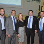 Castello Branco, da CBmkt, Bob Santos, do MTur, Marta Rossi, do Festuris, deputado Newton Cardoso, e Eduardo Zorzanello, do Festuris