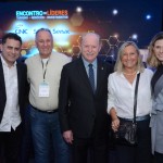 Gilmar Piolla, secretário de Turismo de Foz do Iguaçu, João Jacob Mehl, presidente da Paraná Turismo, Vermelho, deputado Federal, Rosa Masgrau, do M&E, e Tatiana Turra, presidente