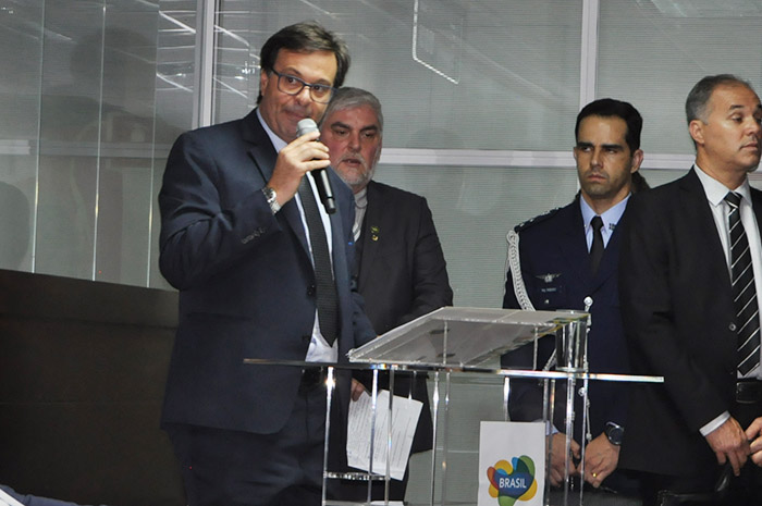 Com presença de Bolsonaro, novo presidente da Embratur é empossado em Brasília 1 Promoção em feiras, escritórios de turismo e transformação em agência fizeram parte do discurso de Gilson Machado em sua cerimônia de posse.