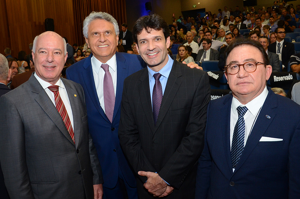 Conotel e Equipotel Regional 2019 têm início em Goiânia com presença de líderes 1 Herculano Passos, da Frentur, Ronaldo Caiado, governador de Goiás, Marcelo Álvaro, ministro do Turismo, e Manoel Linhares, presidente da ABIH Nacional