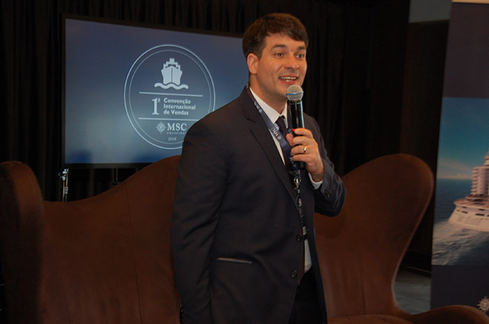 Ignacio Palacios anunciou a novidade durante a abertura da convenção.