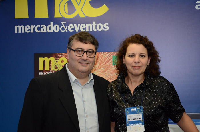 Luiz Carlos Pinheiro, executivo de Turismo de Lajes, e Ana Vieira, assessora da Amures