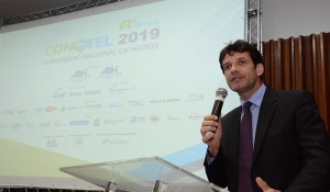 Ministro revela avanços do setor e encoraja líderes do Turismo no Conotel 2019