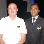 Robert Balla, diretor do Yacht Club, com Kunal Jhurreea, priemeiro mordomo do Yatch Club e hoje chefe dos mordomos