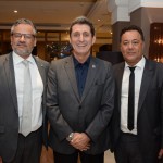 Rogério Siqueira, do Beto Carrero, entre Bob Santos e Aluizer Malab, do MTur Rogério Siqueira, do Beto Carrero, entre Bob Santos e Aluizer Malab, do MTur
