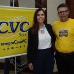 Virlene Camargo, secretária de Turismo de Barreirinha, e Douglas Silva, da CVC