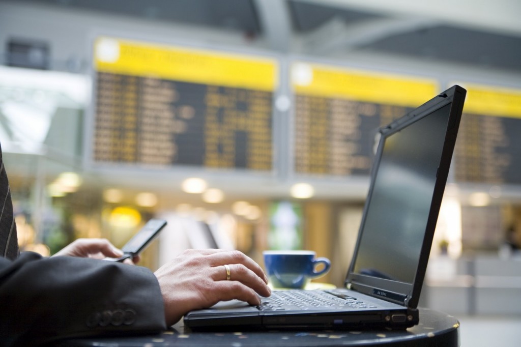 wifi aeropuerto Viagens corporativas devem atingir US$ 1 trilhão de valor de mercado até 2030